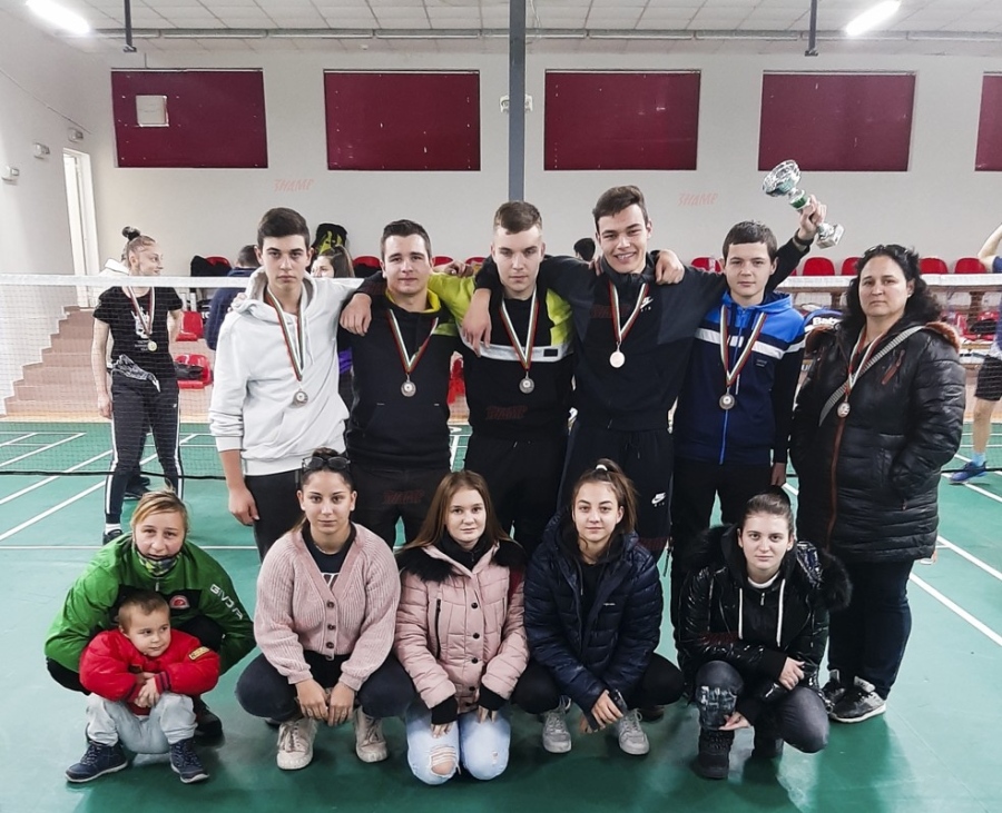 Държавен бронз за бадминтонистите на СК ”Георги Бенковски”